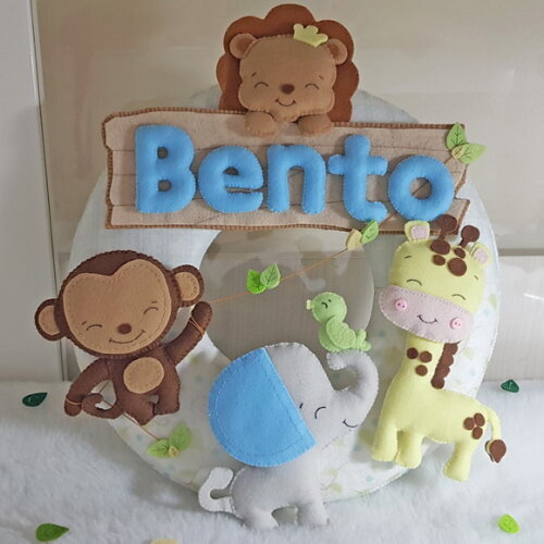 Enfeite de Porta Maternidade em Feltro Safari Safari Baby