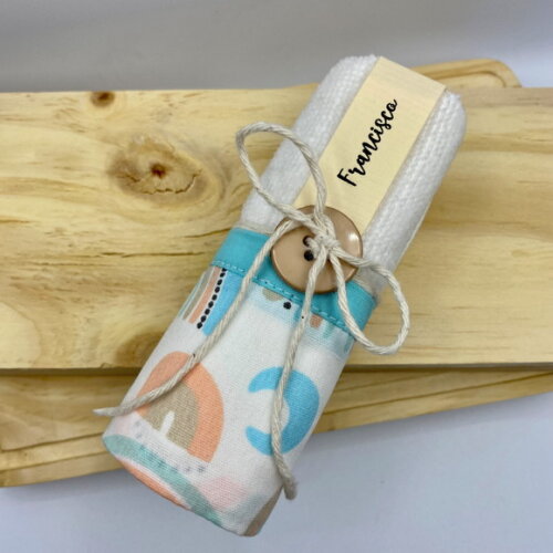 Lembrancinha Personalizada Toalhinha de Mão Arco Iris