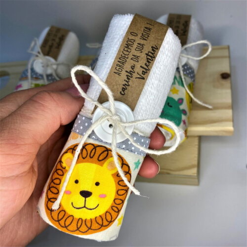 Lembrancinha Toalha de Mão Maternidade Aniversário - Safari