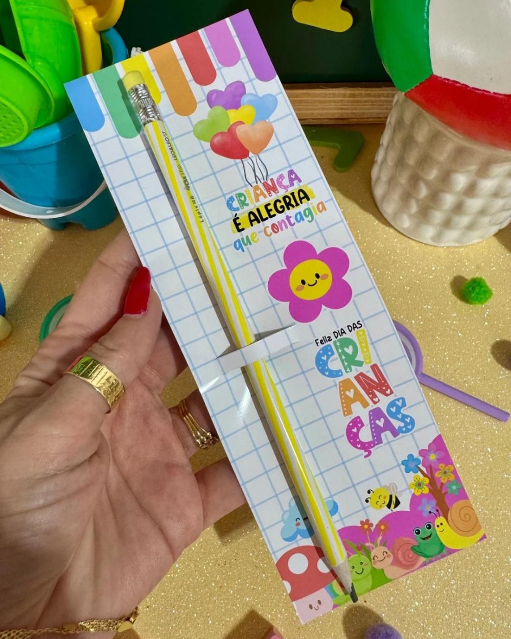 Arquivo de Corte card lapis Dia das Criança