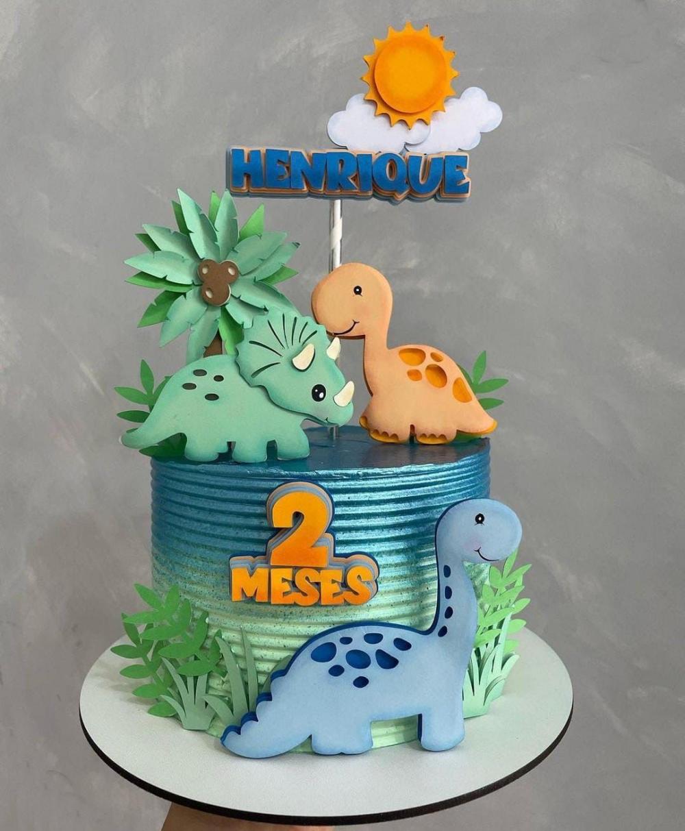 Topo de bolo dino baby em camadinhas