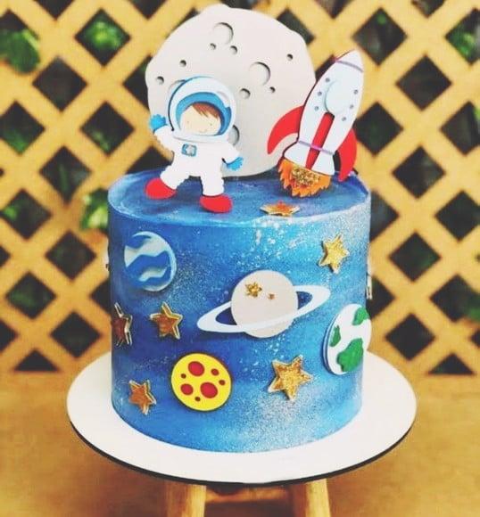 Arquivo de corte topo astronauta