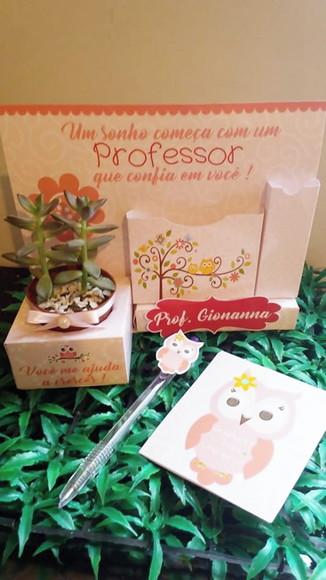 Arquivos de corte kit suculenta dia dos professores