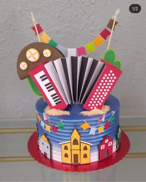 Arquivo de corte Topo de bolo sanfona chapeu