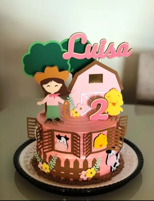 topo fazendinha menina em camadas