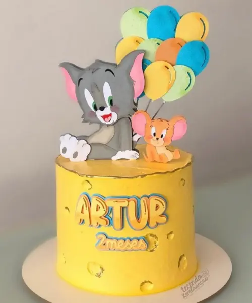 Topo de Bolo tom e jerry em camadas