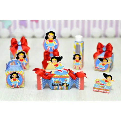 Arquivo de corte digital kit Mulher maravilha 05