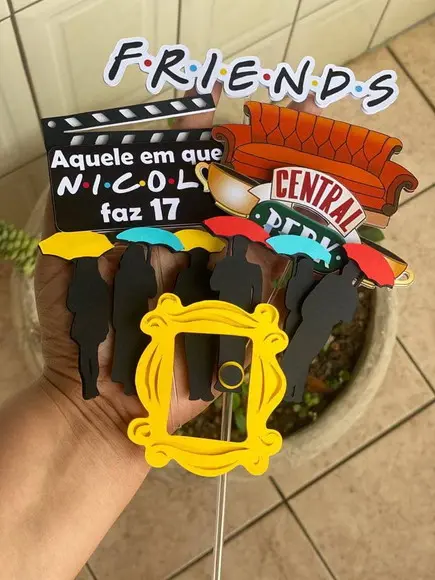 Arquivo de corte topo de bolo friends