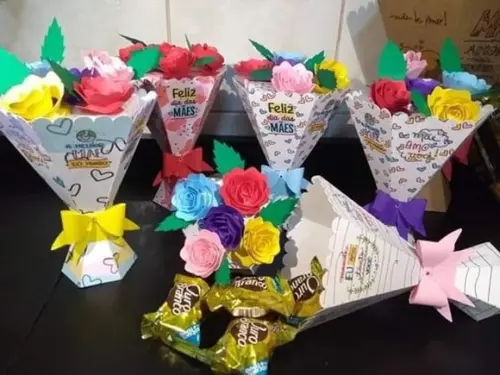 Arquivo de corte caixa buque dia das mães