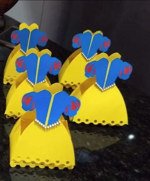 Arquivos de corte caixa vestido branca de neve