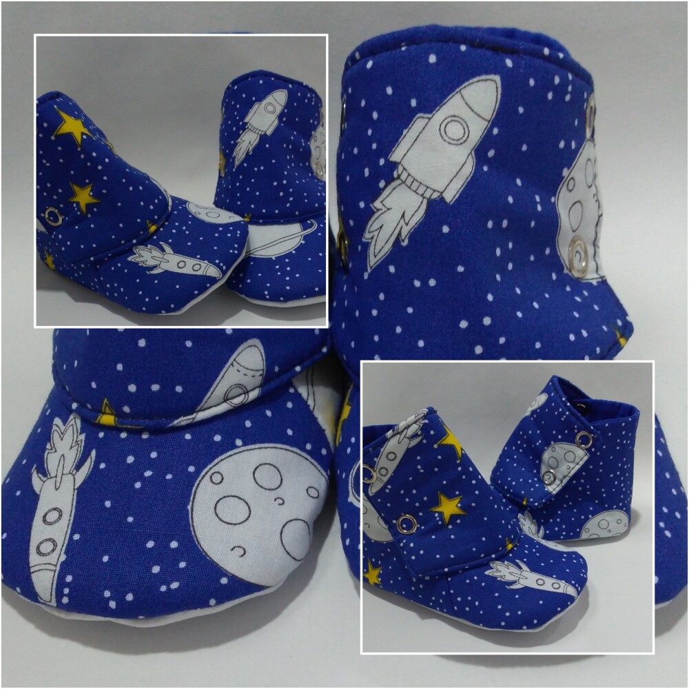 Botinha de botões em Tecido  - 13 Meses a 4 anos