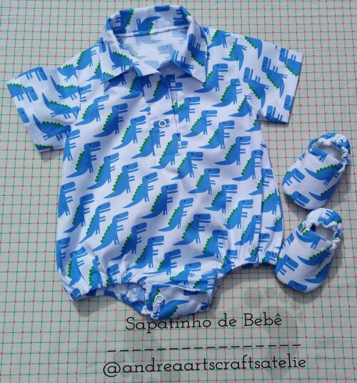 Conjunto Body Camisa e Sapatinho/Pantufa - RN a 18 meses
