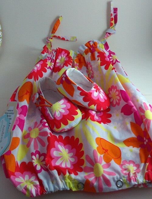 Conjunto de Body de Alcinha e Sapatinho/Pantufinha - RN a 18 Mese