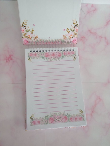 Caderninho/ Bloquinho Floral Rosa -a6/48 Folhas
