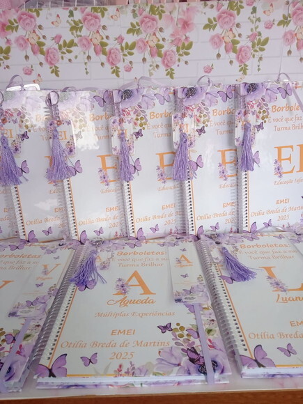 Caderno Universitário Floral Borboleta 100 Folhas-