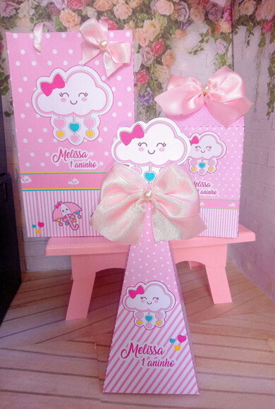 Caixa Pirâmide Chuva de Amor Lembrancinha