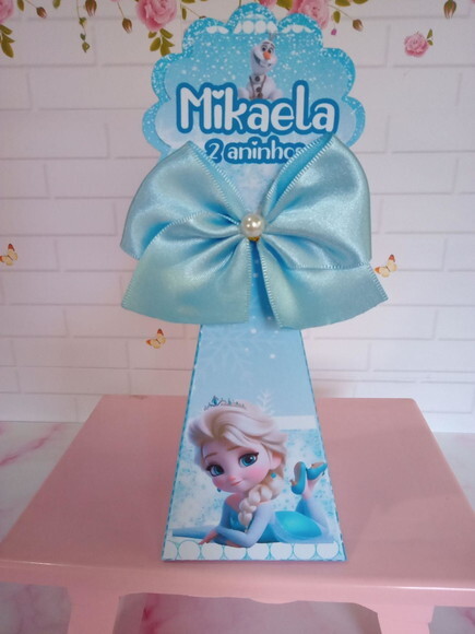 Caixa Pirâmide Frozen Cute