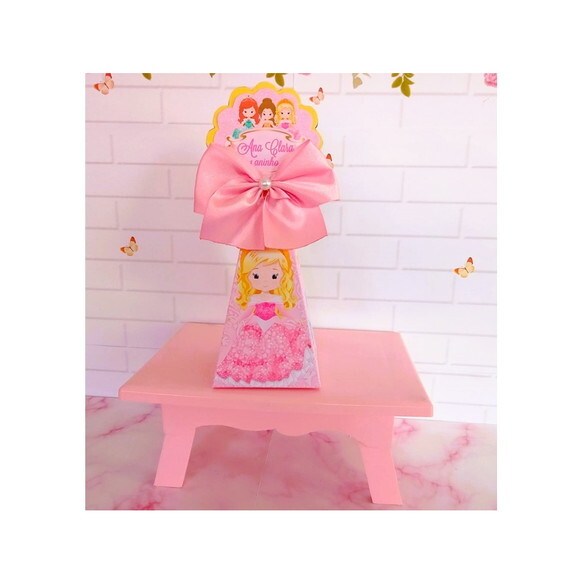 Caixa Pirâmide Princesas Cute