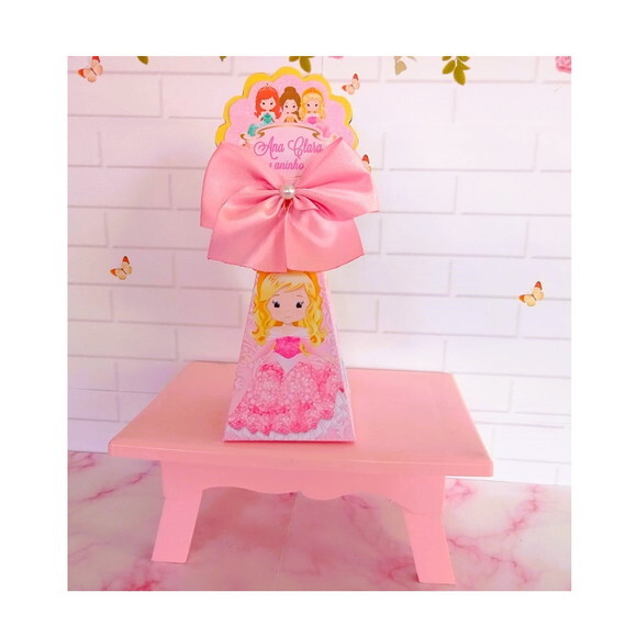 Caixa Pirâmide Princesas Cute