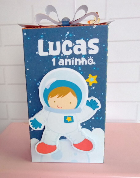 Caixa Retangular Alta Astronauta