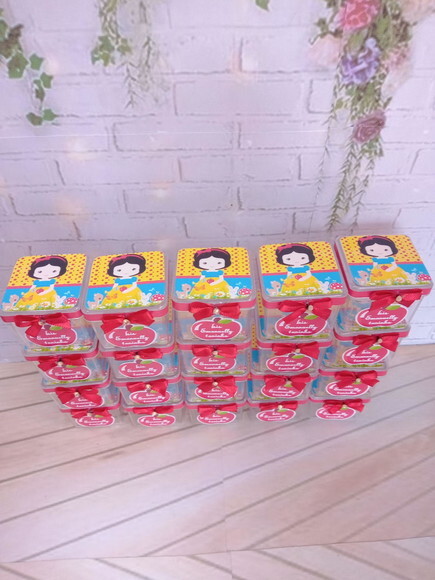 Caixinha Acrílica Branca de Neve Cute