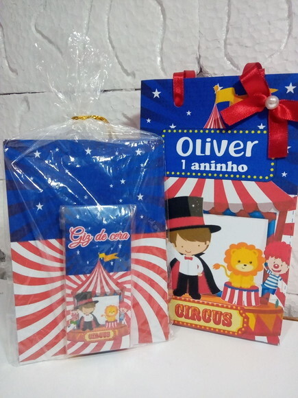 Kit Colorir na Sacolinha Circo Azul-livrinho+giz+saquinho