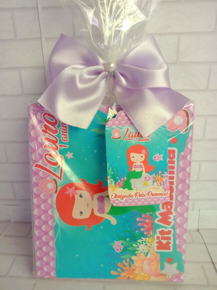 Kit Massinha de Modelar e Cortadores Pequena Sereia Cute