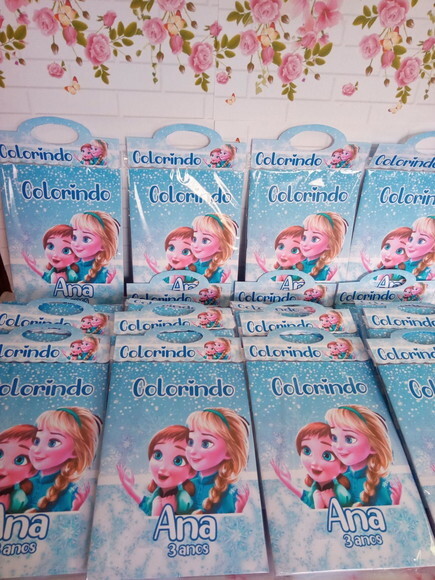 Livro de Colorir Frozen Cute C/giz de Cera