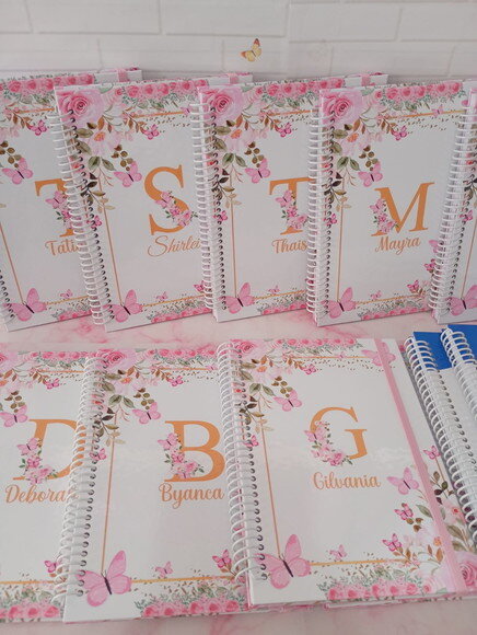 Caderno Universitário Floral Borboleta com 100 Folhas