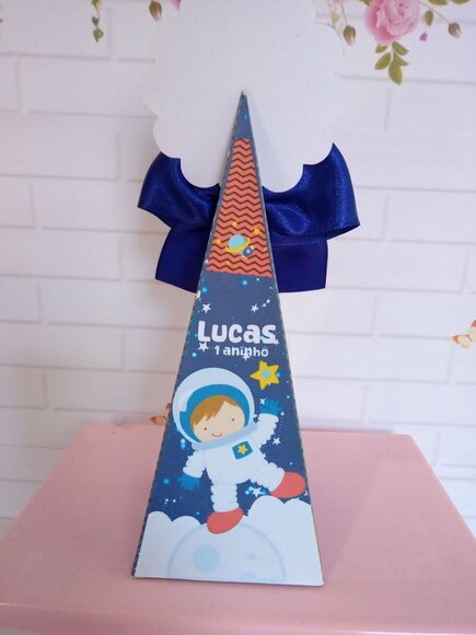 Caixa Pirâmide Astronauta