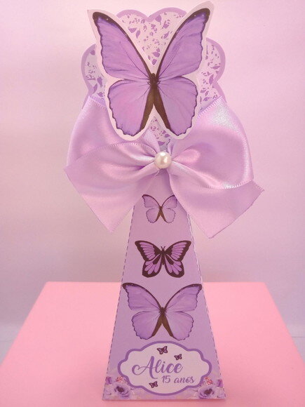 Caixa Pirâmide Borboleta Lilás