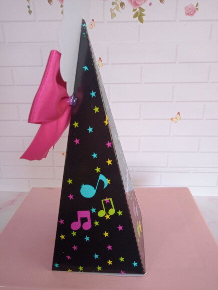 Caixa Pirâmide Festa Neon Lembrancinha
