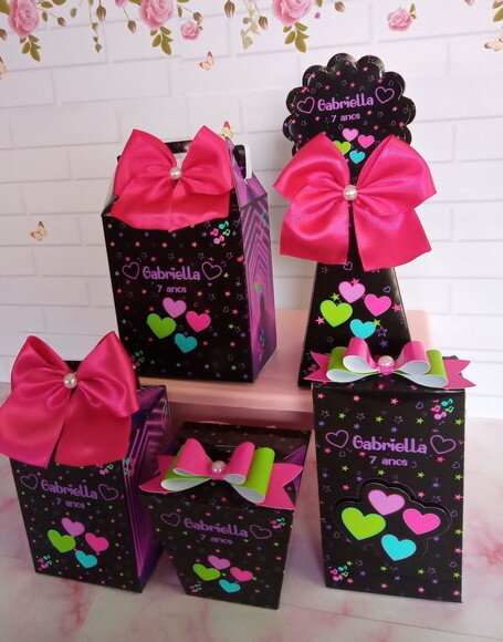 Kit Festa 16 Caixas Festa Neon 2.0