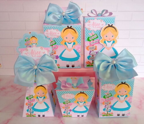 Kit Festa 30 Caixas Alice Cute