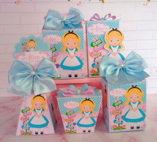 Kit Festa 50 Caixas Alice Cute