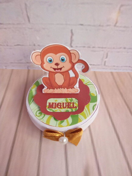 Latinhas Safari com Aplique