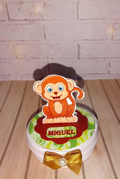Latinhas Safari com Aplique