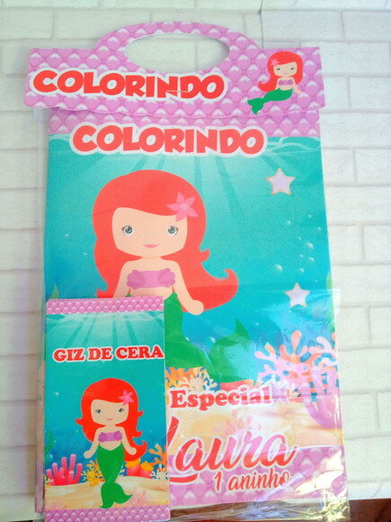 Mini Livro de Colorir com Giz de Cera - Pequena Sereia Cute
