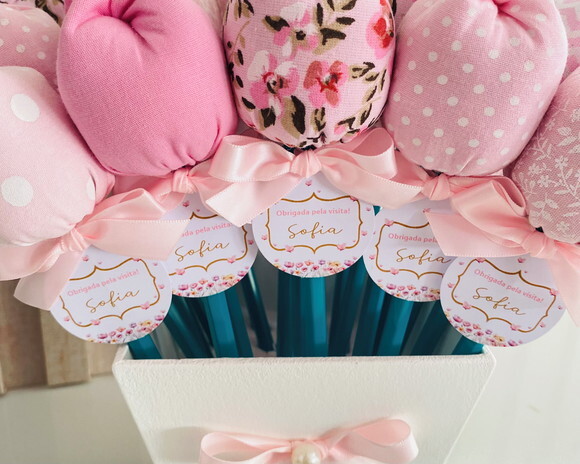Lembrancinha de chá de bebe Lápis Tulipa com Cachepô