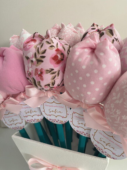 Lembrancinha de chá de bebe Lápis Tulipa com Cachepô