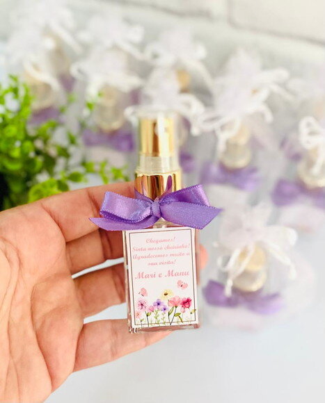 Lembrancinha Maternidade Home Spray 30ml Borboletas Floral menina