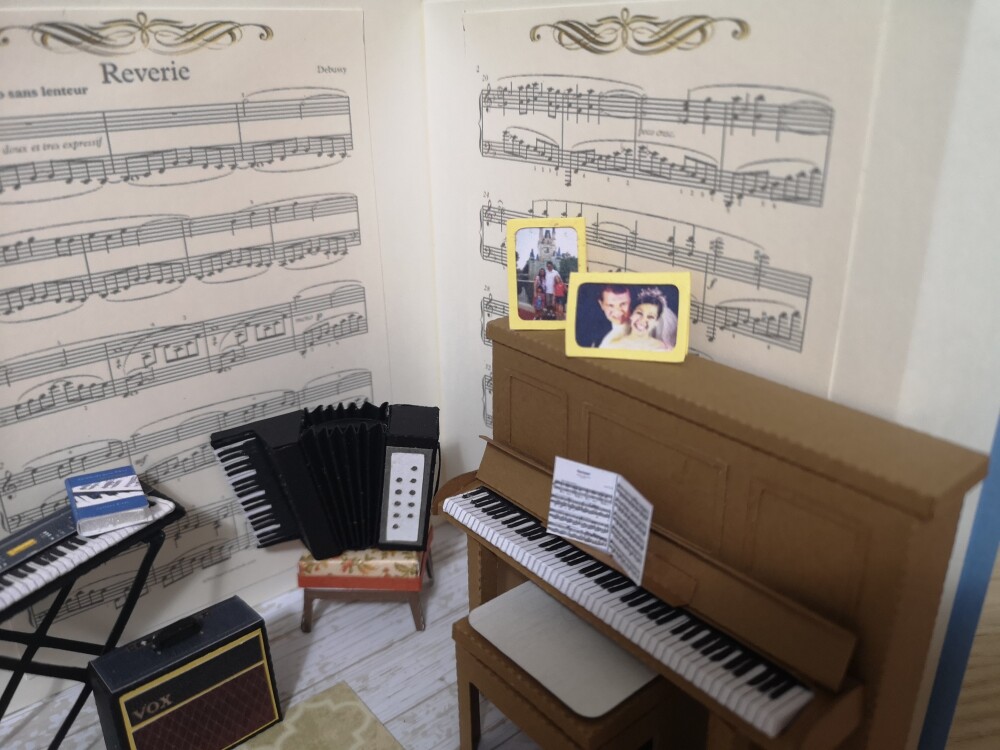 Miniatura de Cenário - Roombox - Sala de Música 2