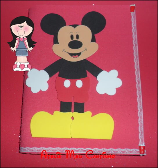 Capas de caderno personagens