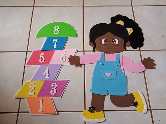 Kit 5 Crianças para Painel com 55 cm Cada