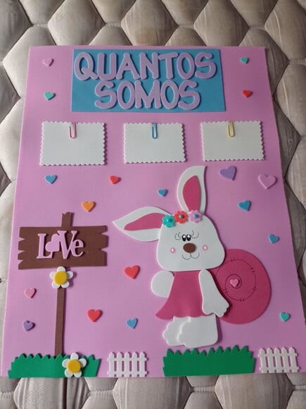 Kit Sala de Aula Bichinhos Brincando no Jardim