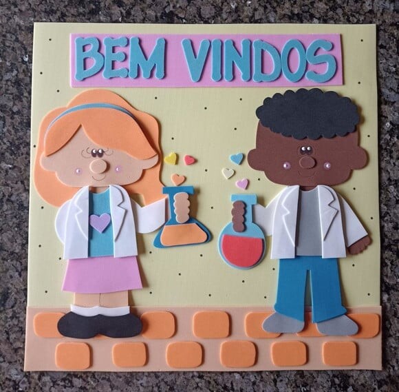 Kit Sala de Aula Pequenos Cientistas com 5 Cartazes