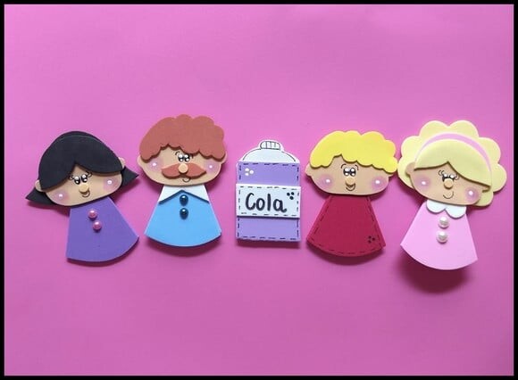 Lata de história Mamãe quero colar