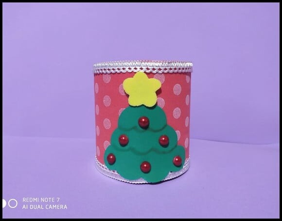 Lata de história os duendes do papai noel