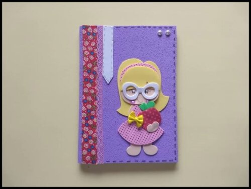 Caderno decorado pequeno professora