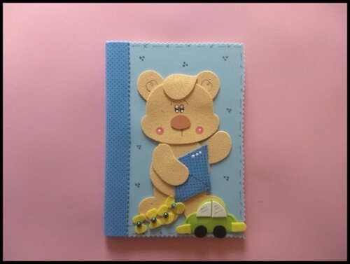 Caderno pequeno decorado ursinho brincalhão